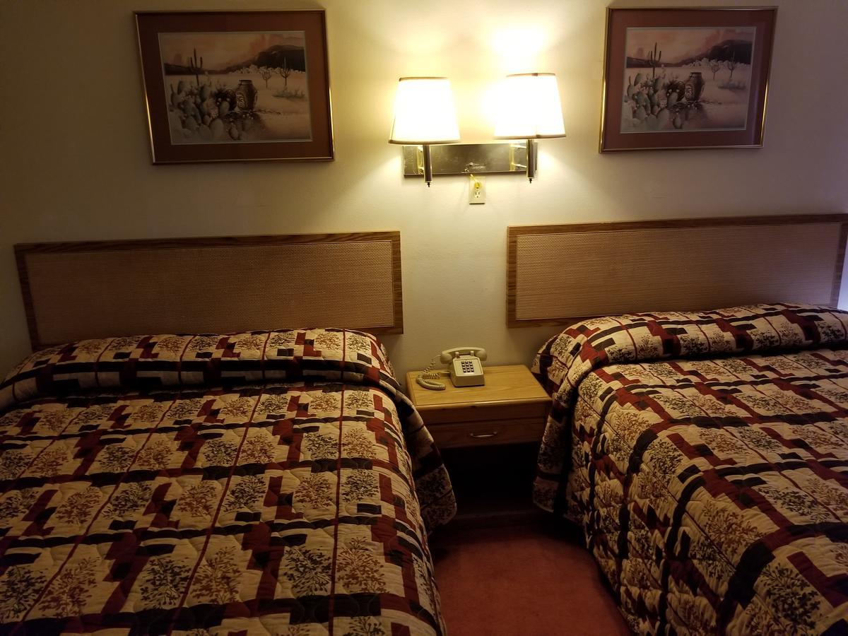 The Historic Panguitch Hotel Экстерьер фото